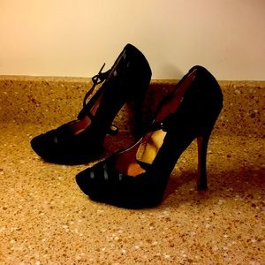 Authentic L.A.M.B. stiletto Blk 8.5 used